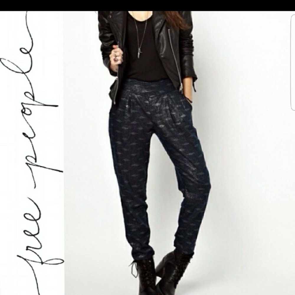 Free People pants/ joggers style